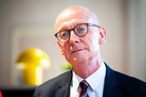 Labour’s Pat McFadden dqxikeidqkikdinv