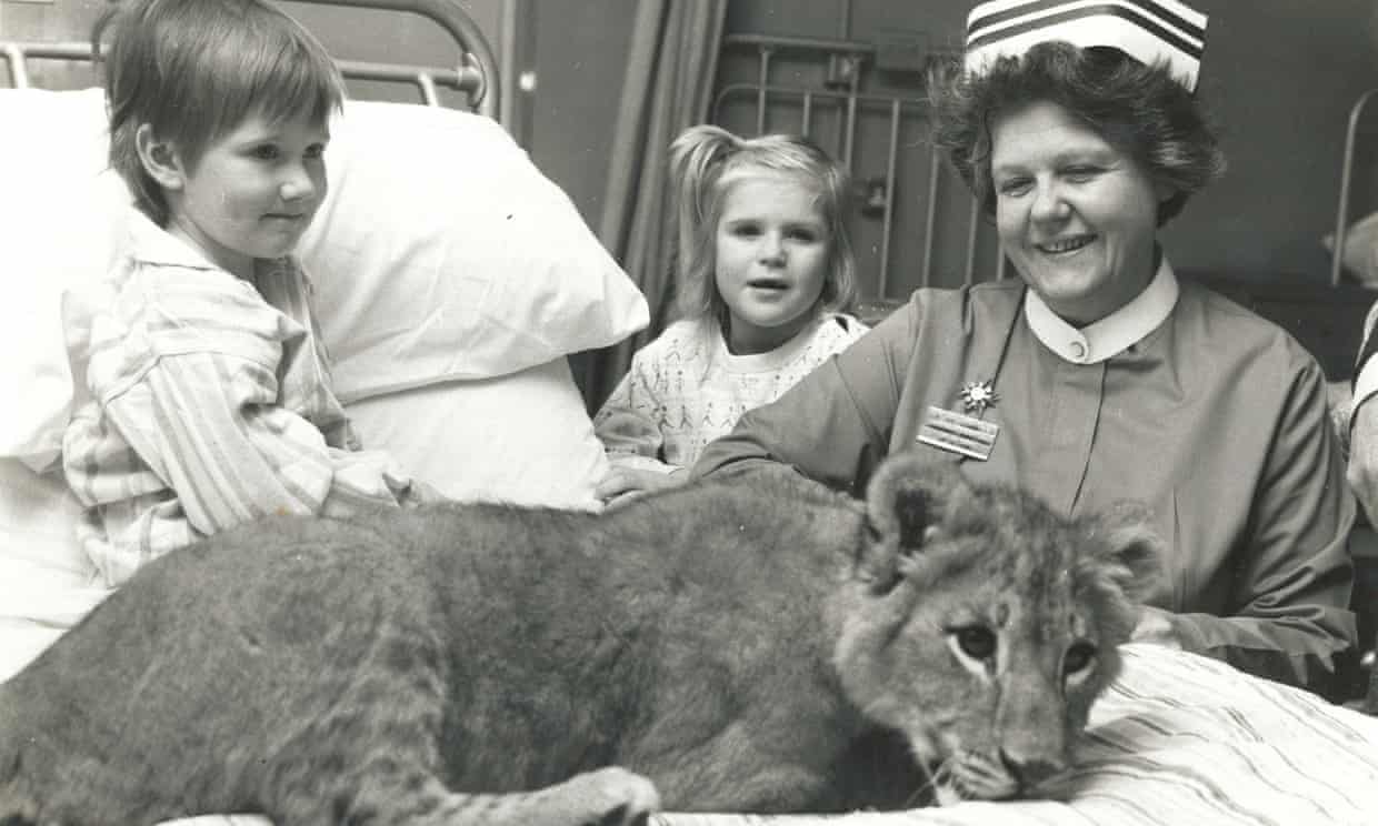 June Jolly at the Brook Hospital, in Shooter’s Hill, south-east London in 1971. To lighten children’s experience of being in hospital she once brought in circus animals