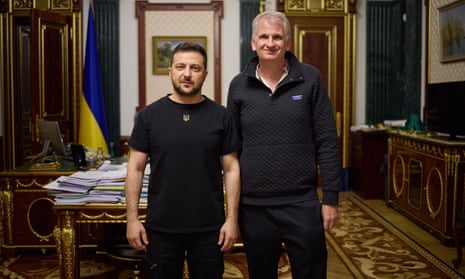 Volodymyr Zelenskiy with Timothy Snyder