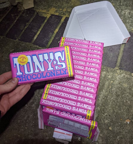 'I got over £10,000 worth of food for free': Diver makes the most of discarded groceries | To save money 2 Bin diving chocolate bars