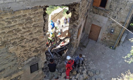 Rescuers work following an earthquake in Accumoli