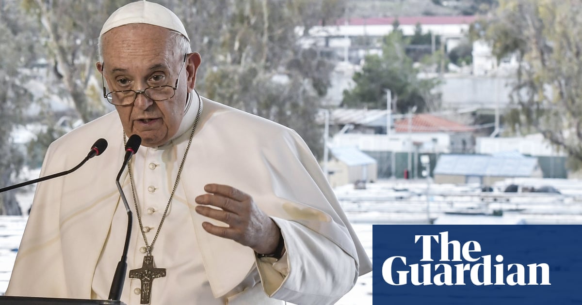 Pope castigates Europe over migration crisis during return to Lesbos