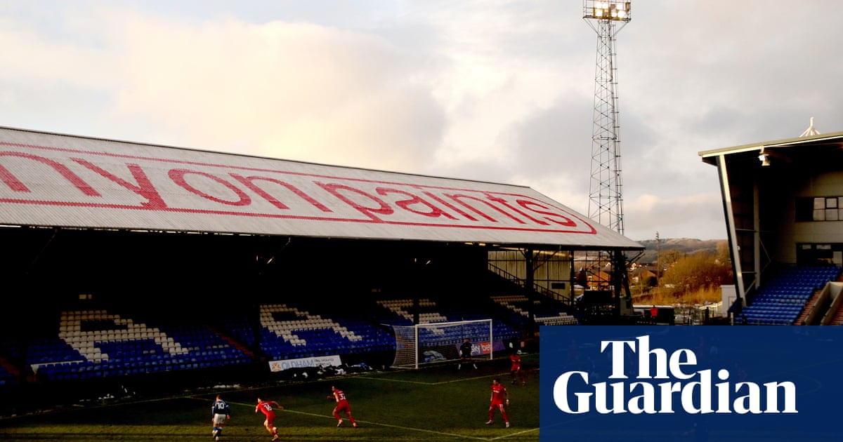 Oldham owners accused of ‘destroying club legacy’ as Harry Kewell sacked