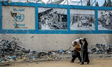 Israel’s attempt to destroy Unrwa is part of its starvation strategy in Gaza | Kenneth Roth