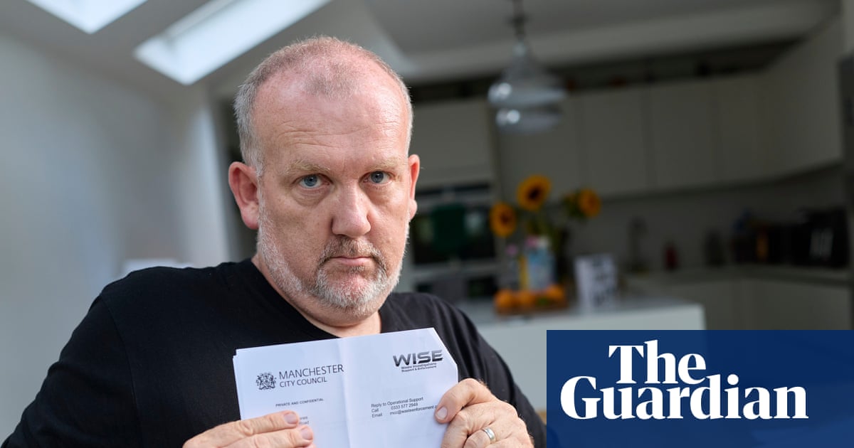 Non-smoker fined £433 for dropping cigarette butt in Manchester