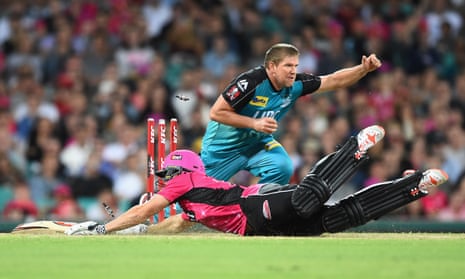 Brisbane Heat Torch Sydney Sixers Big Bash League Hopes At The Scg Big Bash League The Guardian Brisbane Heat Torch Sydney Sixers Big Bash League Hopes At The Scg Big Bash League The Guardian