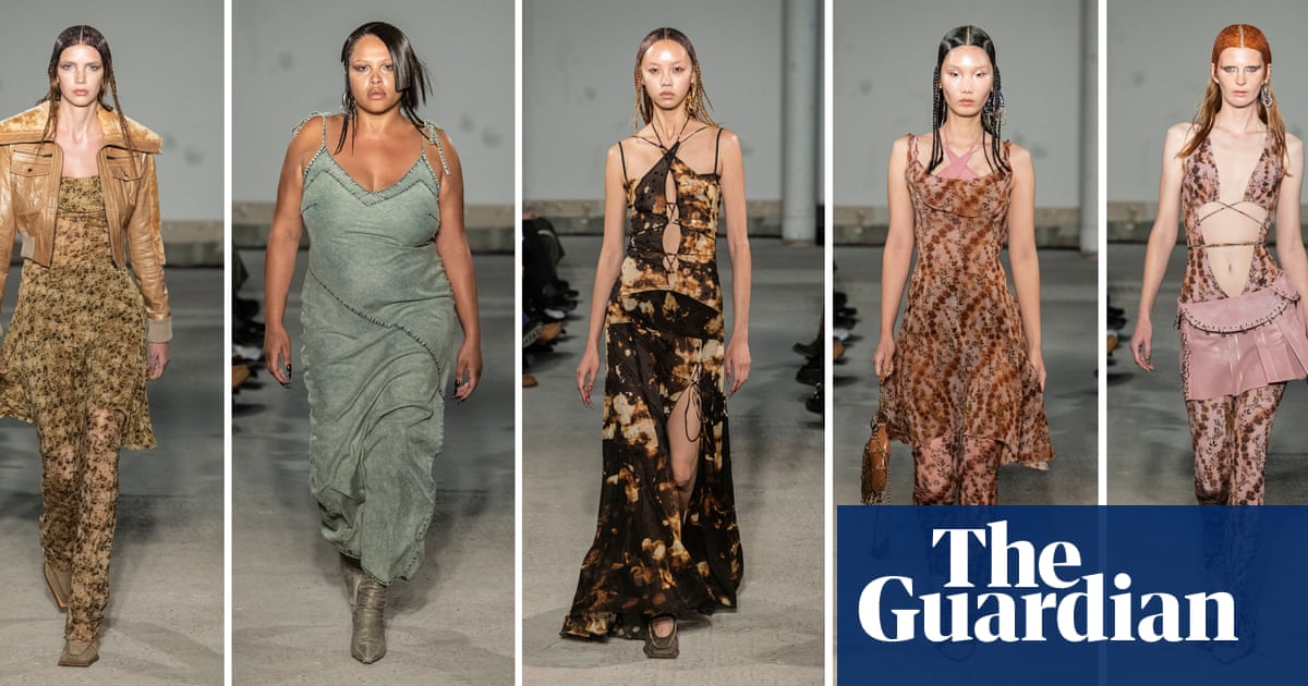 London fashion week spring/summer 2023: key shows — in pictures | Fashion | The Guardian London fashion week spring/summer 2023: key shows — in pictures | Fashion | The Guardian