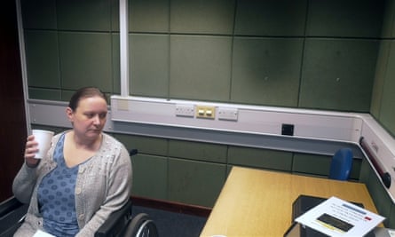 ويكتوريا بريدن كه نقشه كشتن شوهر سابقش را داشت در 24 ساعت در بازداشتگاه پليس ديده شد.