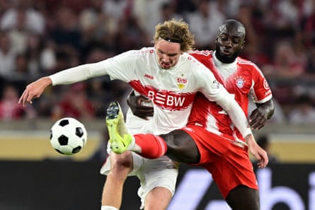 Dayot Upamecano challenges Nick Woltemade
