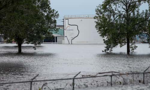 Two explosions take place at flooded chemical plant in Texas