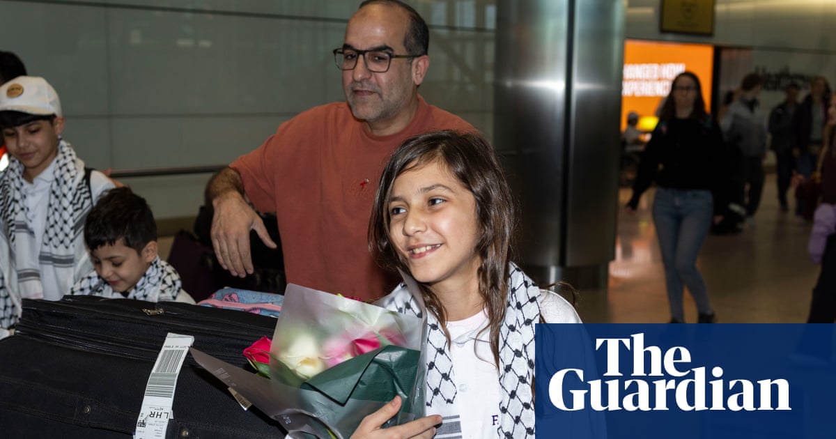 Palestinian girl who lost arm in Israeli missile attack on Gaza arrives in UK