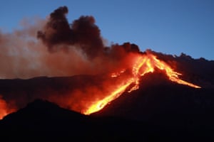 Lava streams descend during the eruption