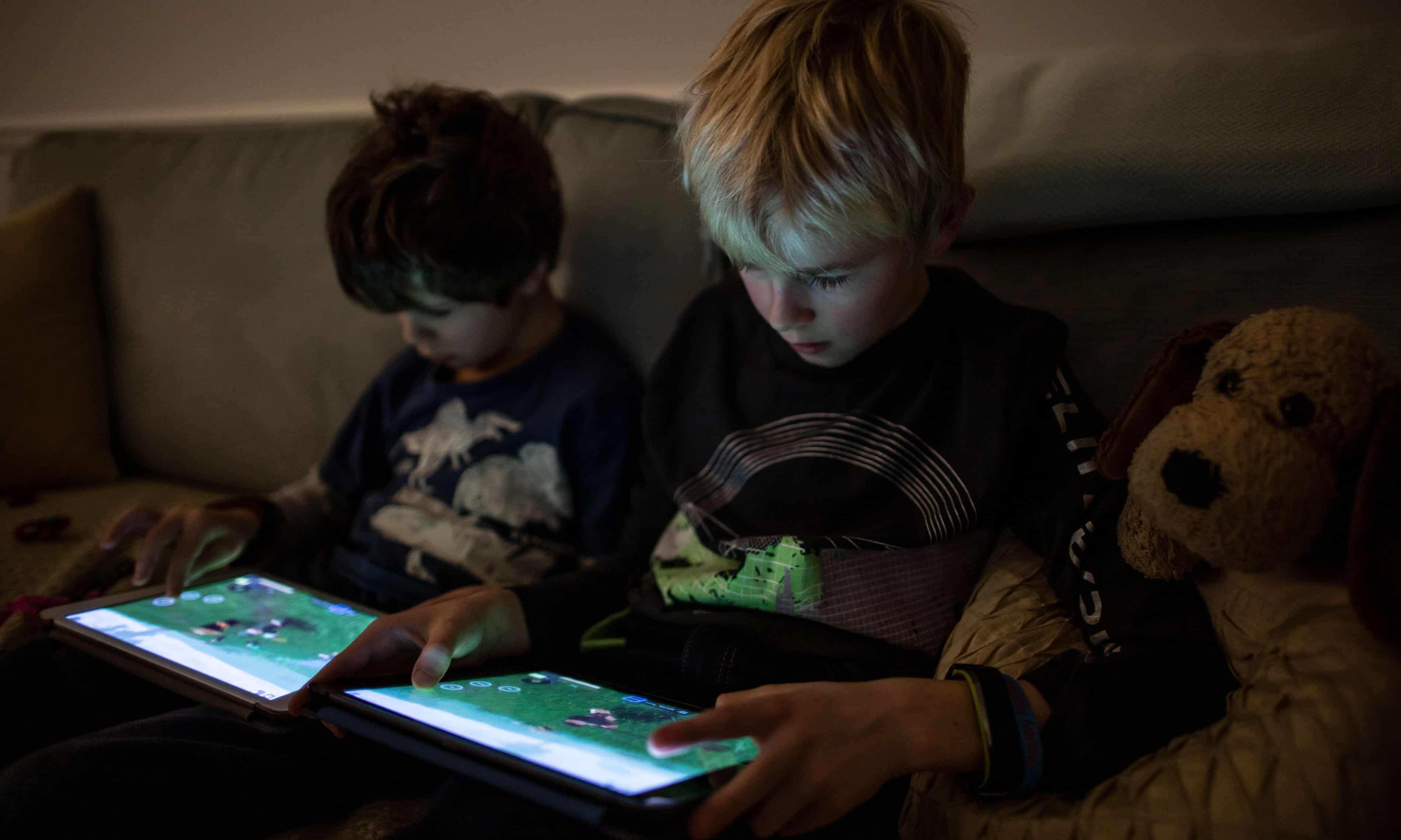 Risks to children playing Roblox ‘deeply disturbing’, say researchers (theguardian.com)