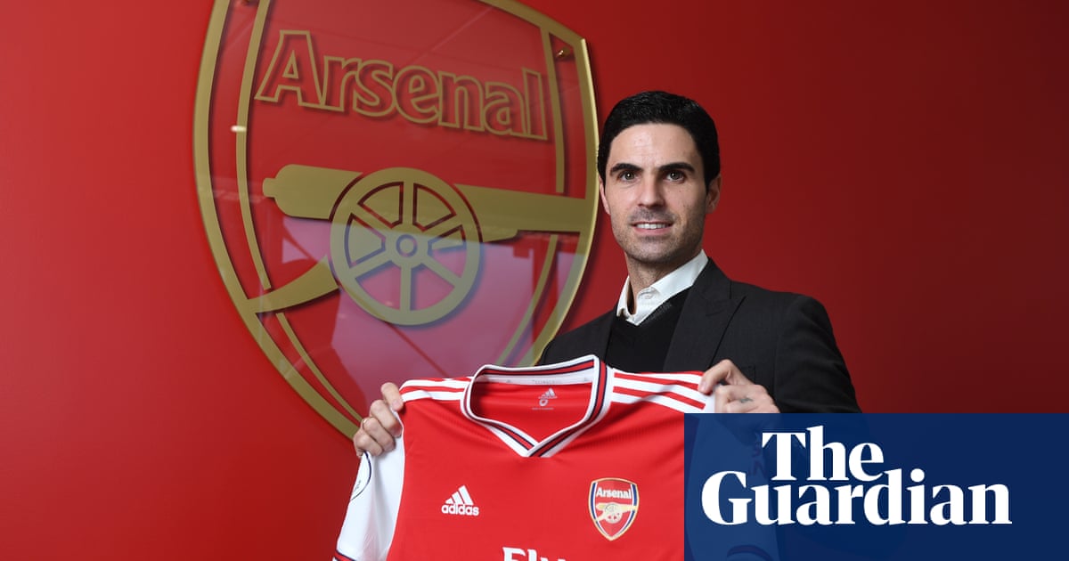 Mikel Arteta asks for Arsenal patience but aims for top trophies as manager