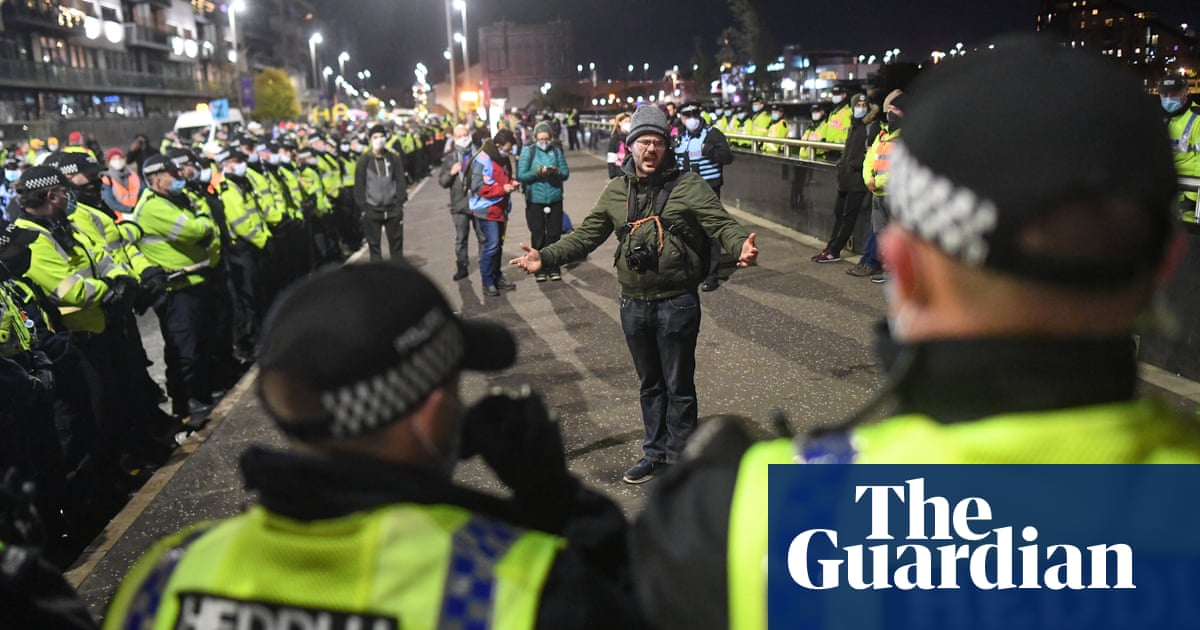 Cop26 protesters urge Sturgeon to act over ‘intimidating’ policing