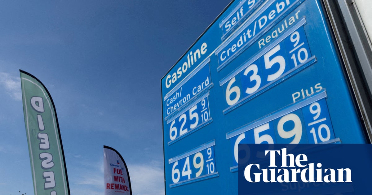 California drivers sue gas stations for allegedly using AI to inflate prices
