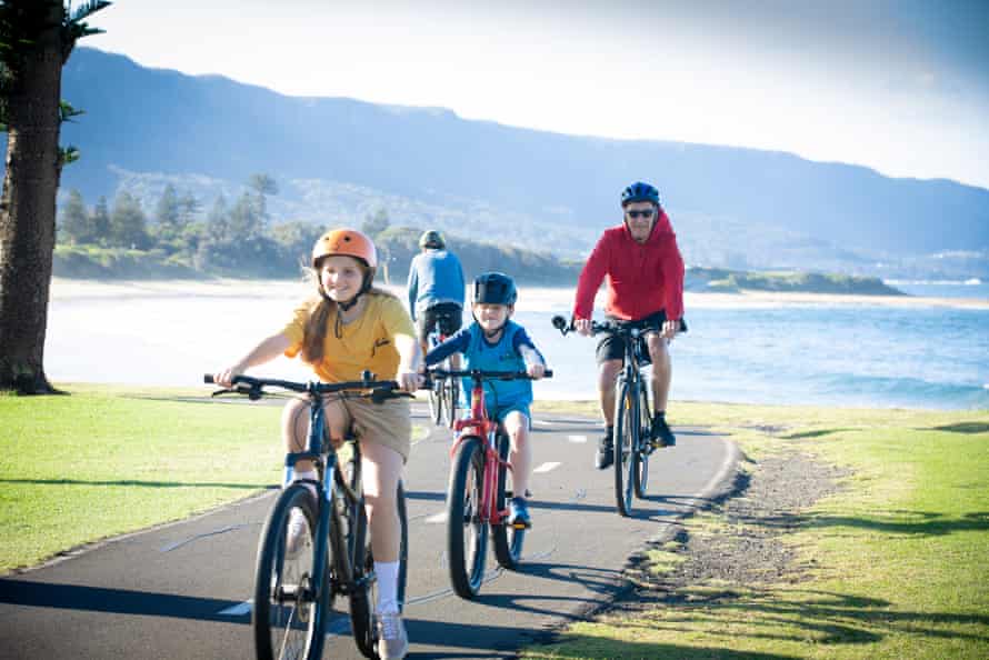 The council’s cycling strategy is to develop more separated cycle paths that connect riding routes along the east-west to town centres and residential areas.