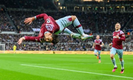 Lucas Paquetá takes flight after scoring the equalising goal against Newcastle to secure a valuable point.