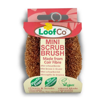 Mini scrub brush in its packet