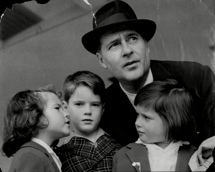 ‘When I told him I’d secretly seen his films, his eyes filled with tears’: Isabella Rossellini remembers her father Roberto