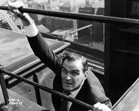 Stanley Baker in Hell Is a City.