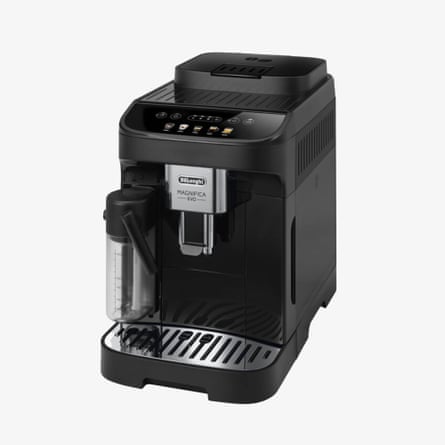 De’Longhi Magnifica One Touch Evo coffee machine
