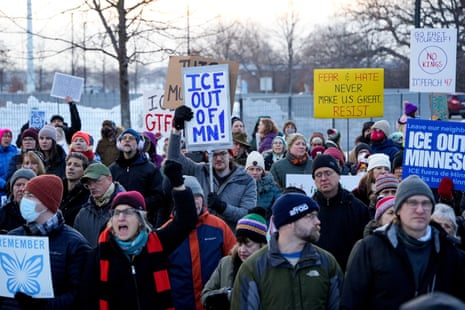 FBI takes over case of ICE agent killing US woman and cuts Minnesota's access to evidence | ICE (US Immigration and Customs Enforcement) | The Guardian