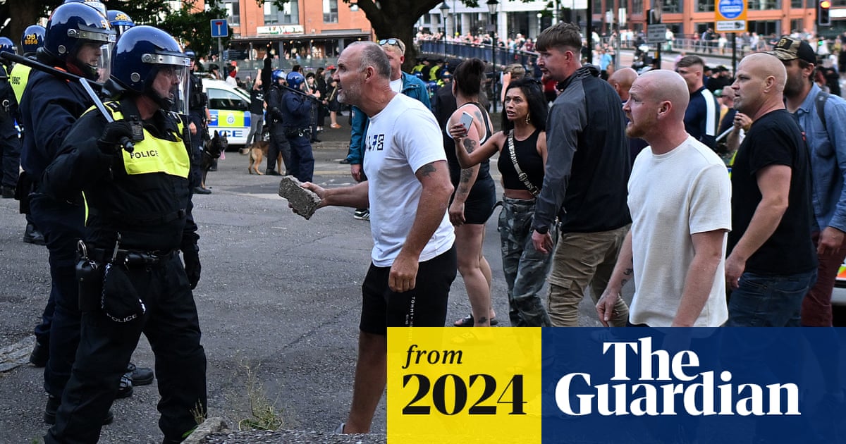 www.theguardian.com