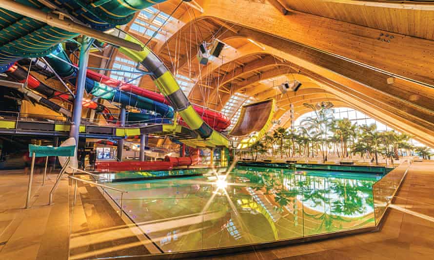 Waterslides in the Galaxy zone, Therme Bucharest