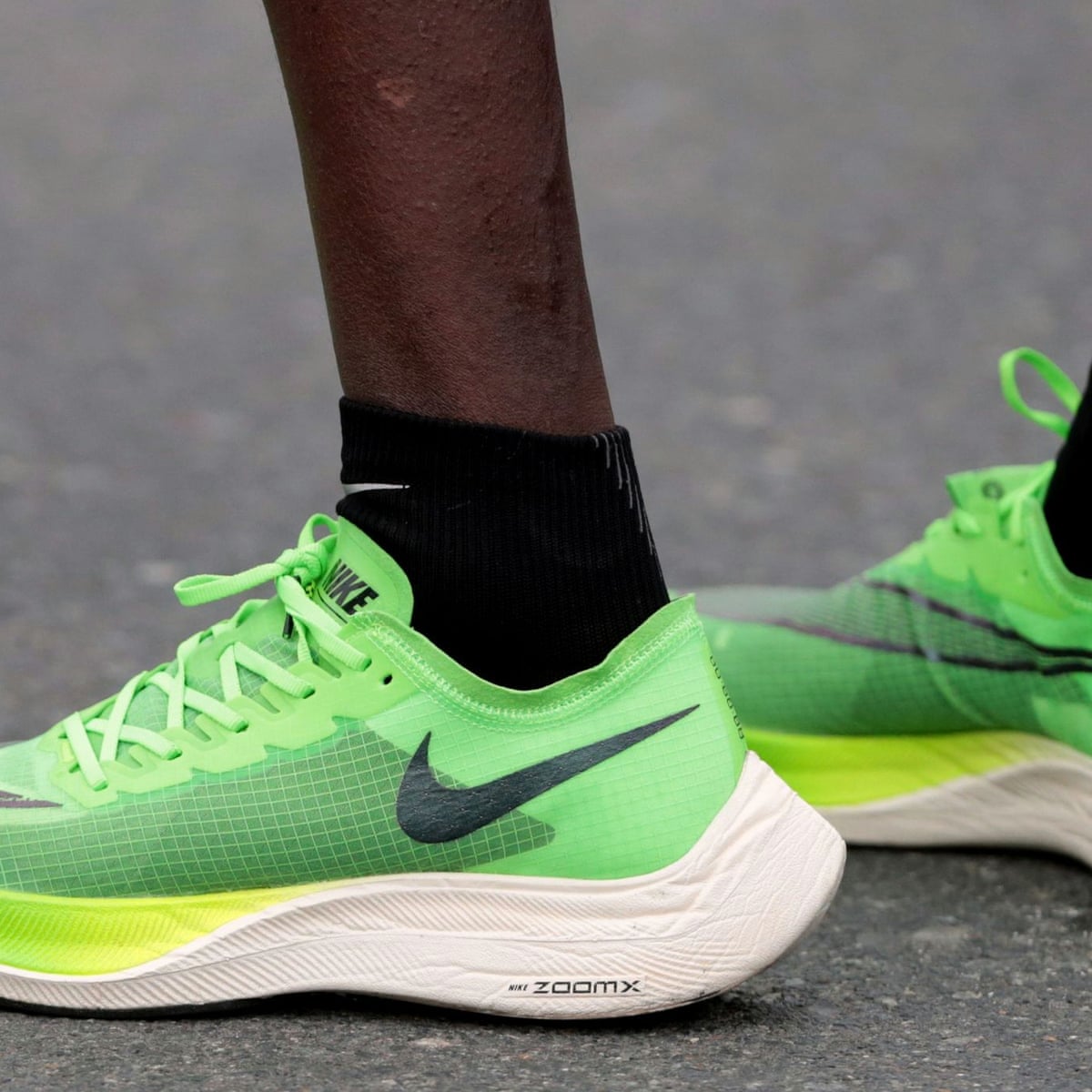 Controversial Nike Vaporflys To Escape Ban But Running Shoe Rules Will Tighten Athletics The Guardian Controversial Nike Vaporflys To Escape Ban But Running Shoe Rules Will Tighten Athletics The Guardian