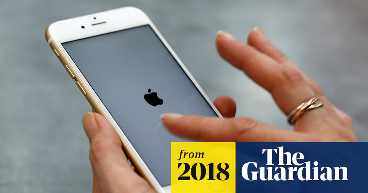 Apple and Samsung fined for deliberately slowing down phones Apple and Samsung fined for deliberately slowing down phones