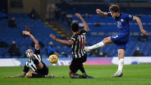 Newcastle United’s Jonjo Shelvey (left) blocks a shot from Chelsea’s Marcos Alonso.