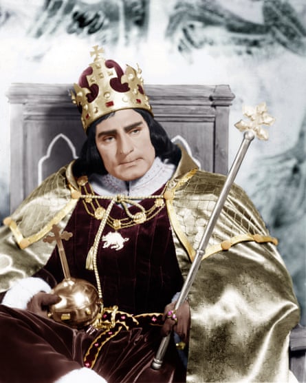 Laurence Olivier in the 1955 film.