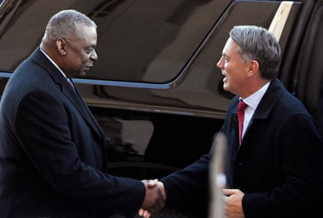 Lloyd Austin welcomes Richard Marles to the Pentagon in Washington, DC
