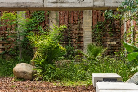 Reclaimed … old bricks and roof tiles serve as retaining walls.