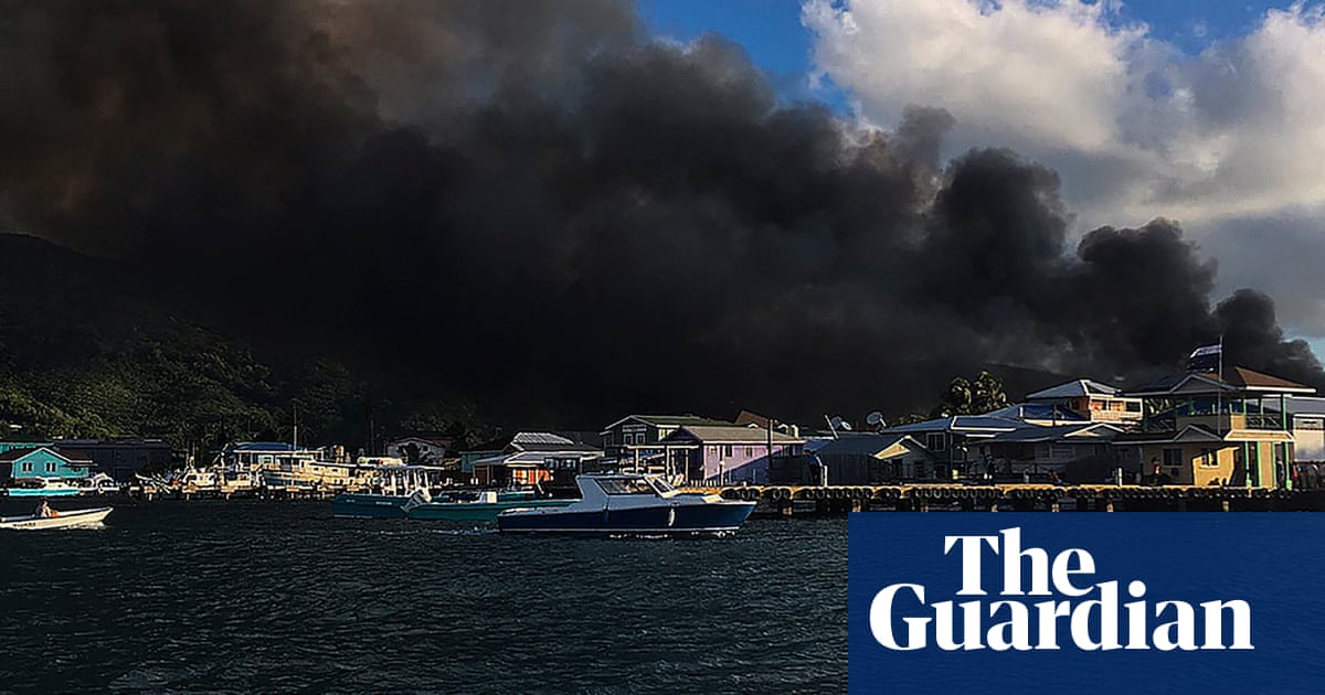 Fire devastates Honduras’ Caribbean resort island of Guanaja