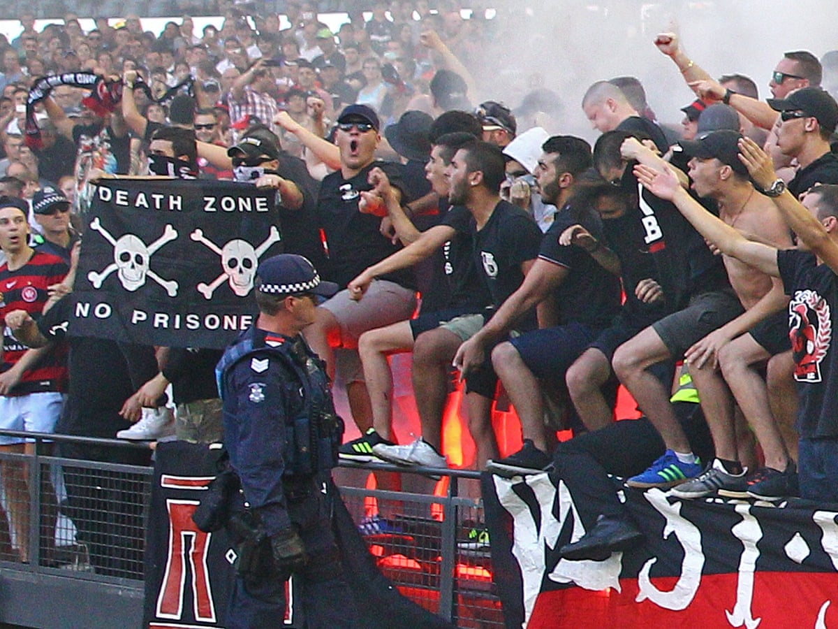 Stor vrangforestilling Problem Manners Red and Black Bloc threatened with closure as Wanderers run out of patience  | Western Sydney Wanderers | The Guardian