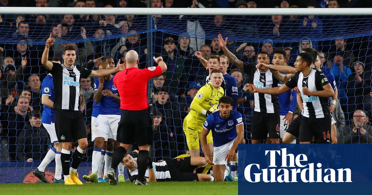 The Fiver | Carlo Ancelottis eyebrow arching towards the heavens