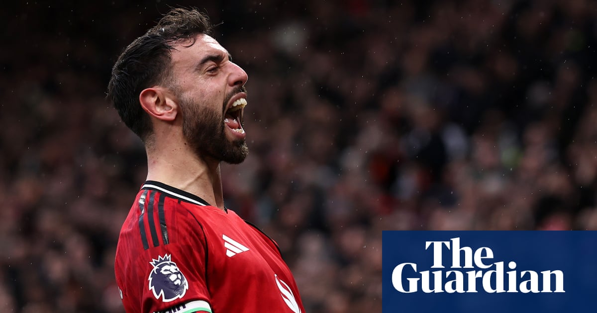 Fernandes keeps Carrick’s perfect Manchester United record intact after Romero red card