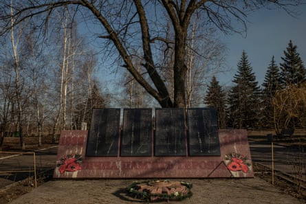 An abandoned memorial of the second world war in a village near Kurakhove.