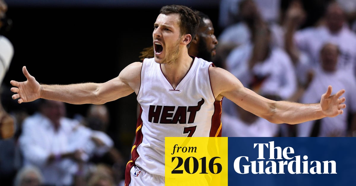 Dragic And Wade Lead Heat Past Raptors To Set Up Game 7 Showdown Miami Heat The Guardian