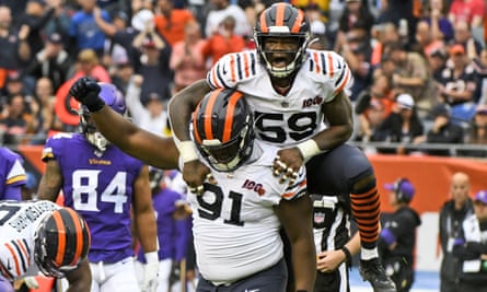 Chicago Bears wear 1936 throwback uniforms from segregation past