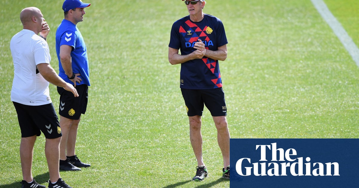 Wayne Bennett could earn new England contract despite disastrous Lions tour