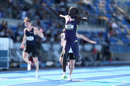 Gout Gout breaks the 200m world junior record in front of a modest crowd at the Australian Athletics Championships in Sydney