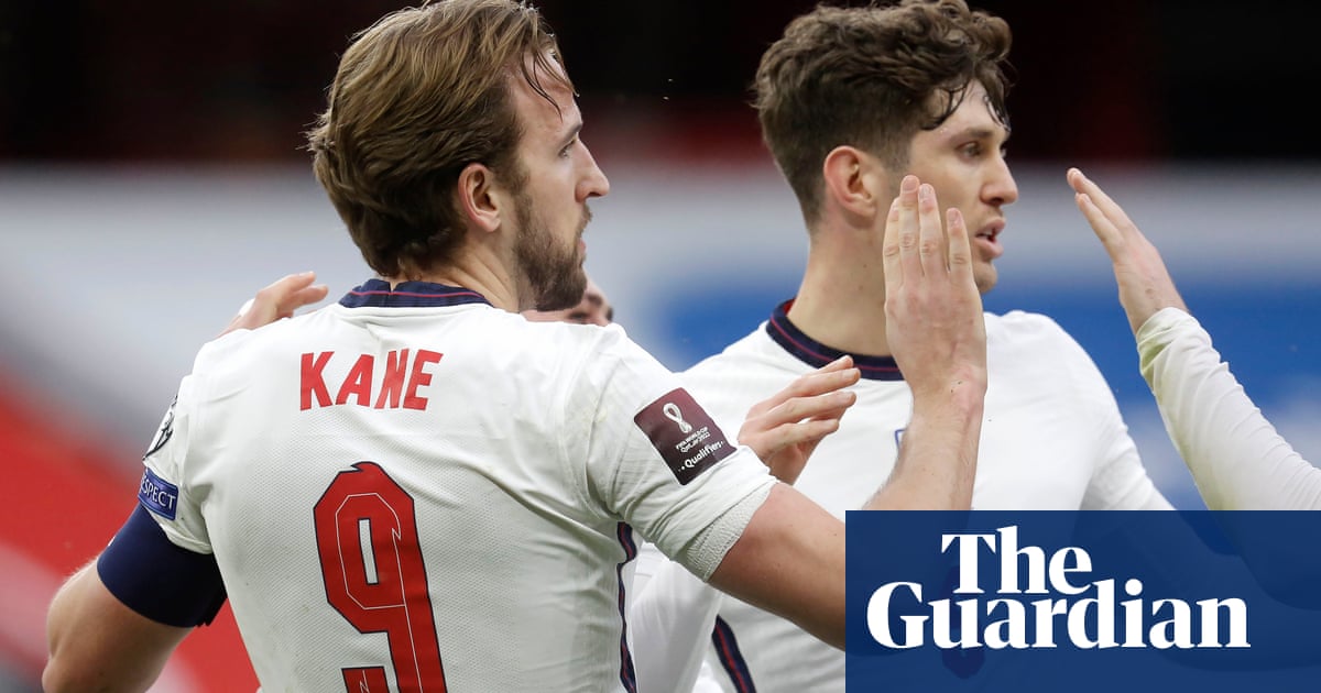 Harry Kane takes centre stage as efficient England see off Albania