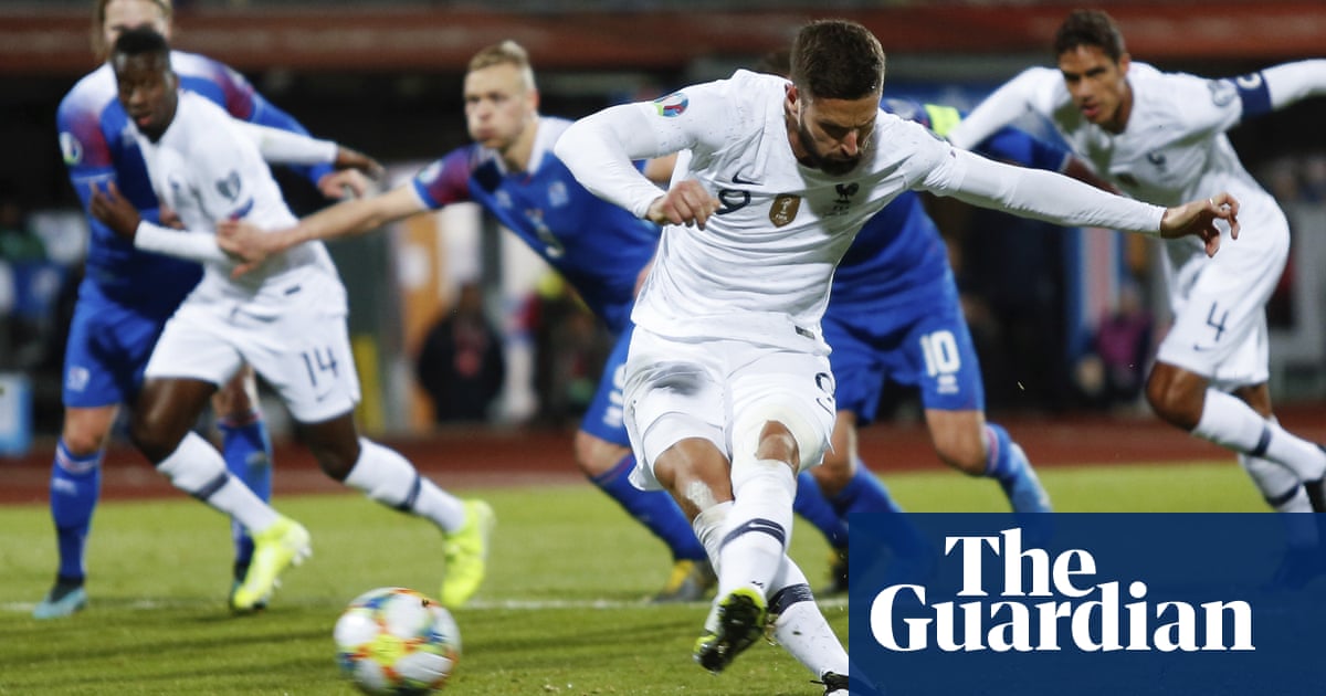 Euro 2020 roundup: Kanté injured in warm-up as France sink Iceland