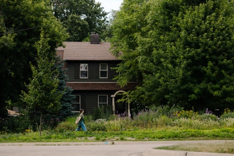 Crystal Fritz and James McGuire’s home and grass lawn after they transformed it with native plants.