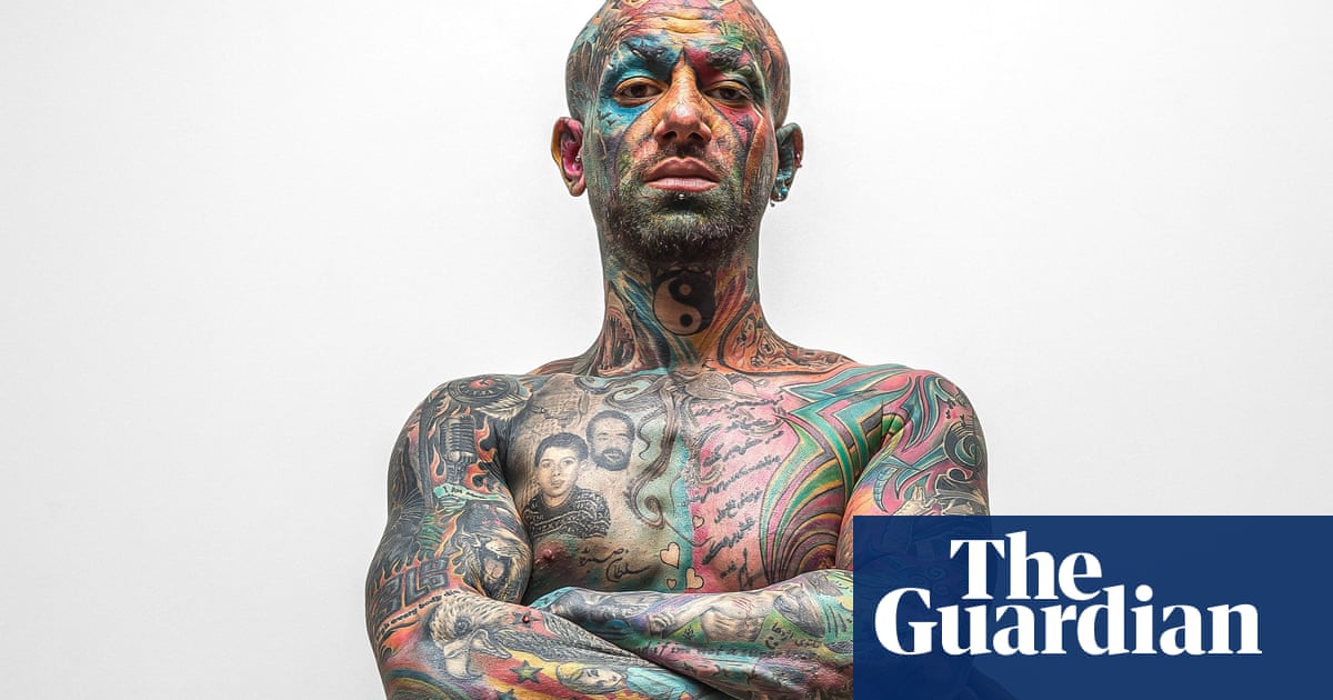 Iran Sentences Rapper Tataloo to Death for Blasphemy
