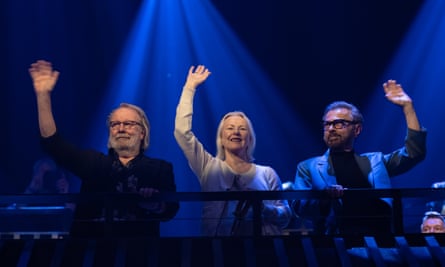 Benny Andersson, Anni-Frid Lyngstad e Bjorn se juntaram às comemorações no sábado.