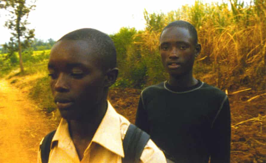 Josef Rutagengwa and Eric Ndorunkundiye in Chung’s 2007 film Munyurangabo.